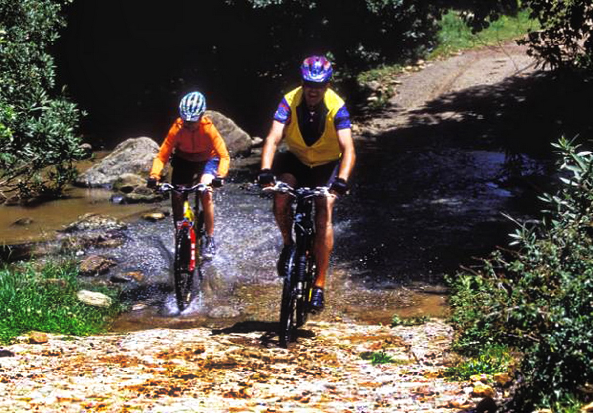 Mit dem Mountainbike in den Bergin um Tarifa unterwegs