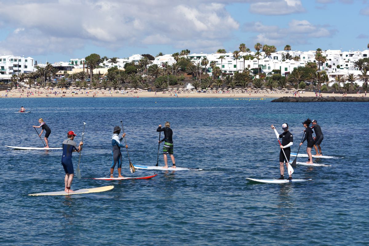 Stand Up Padle in Tarifa in Gruppen lernen