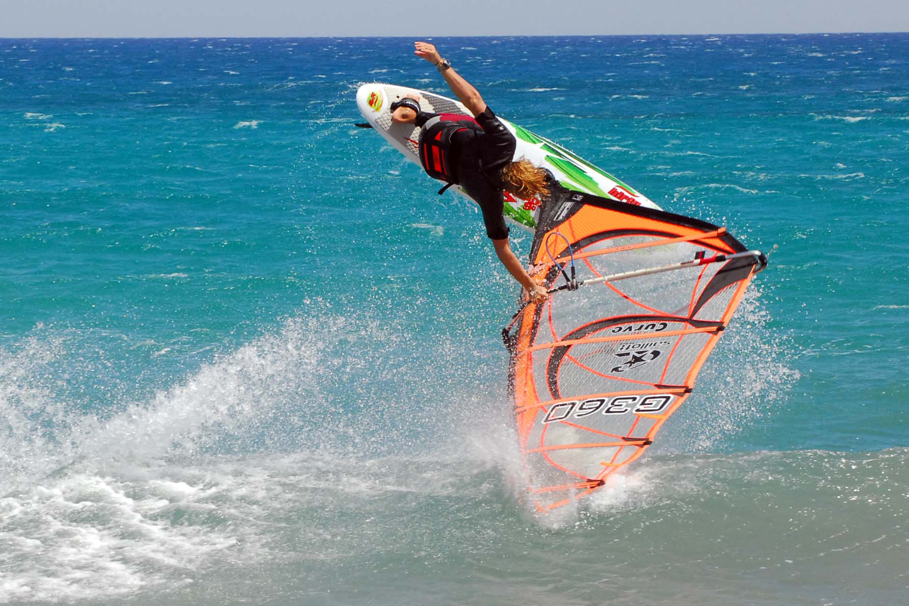 Windsurfen in Tarifa ist Windsurfen unter verschiedensten Bedingungen